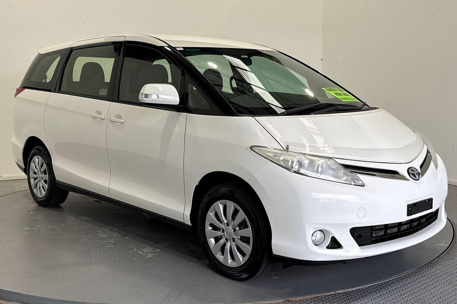 2019 Toyota Tarago GLi in White