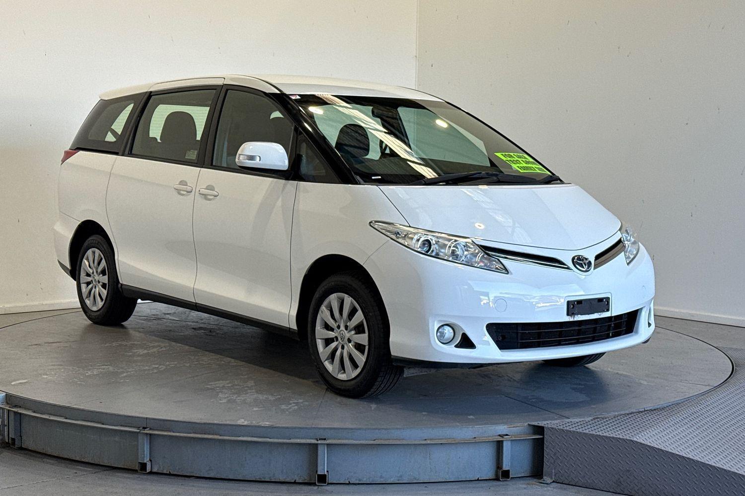 2019 Toyota Tarago GLI in White