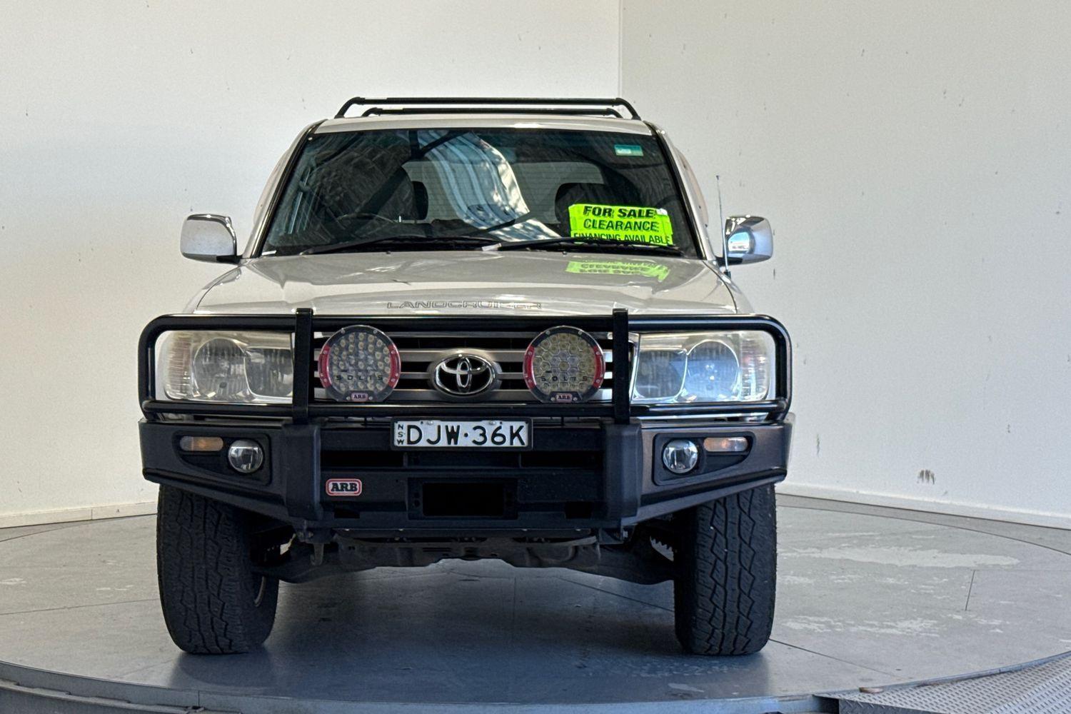 2006 Toyota Landcruiser VX in Silver