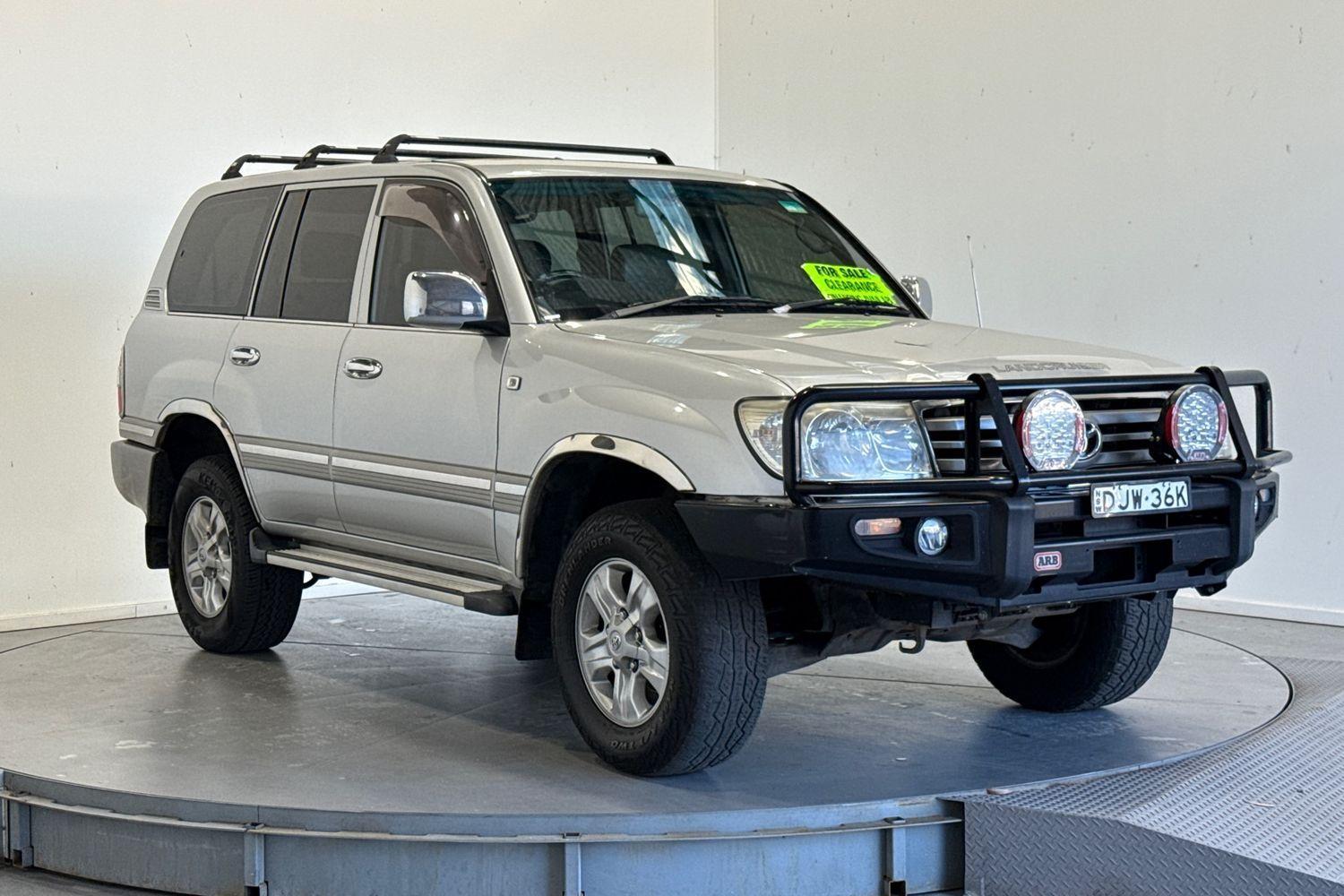 2006 Toyota Landcruiser VX in Silver