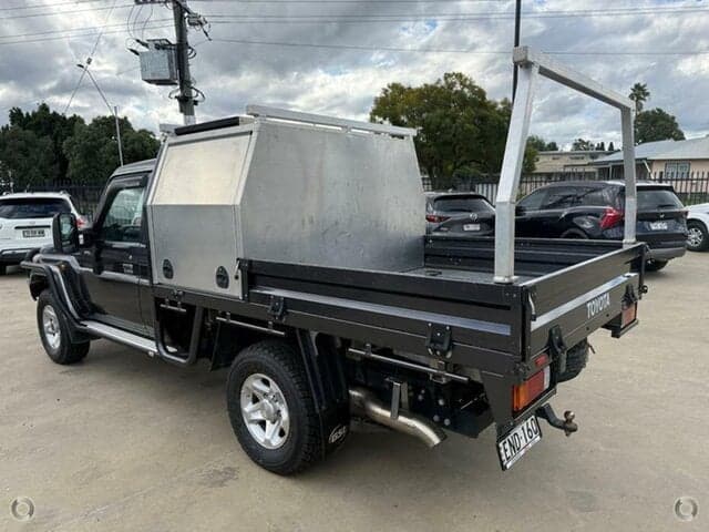 2021 Toyota Landcruiser GXL in Grey