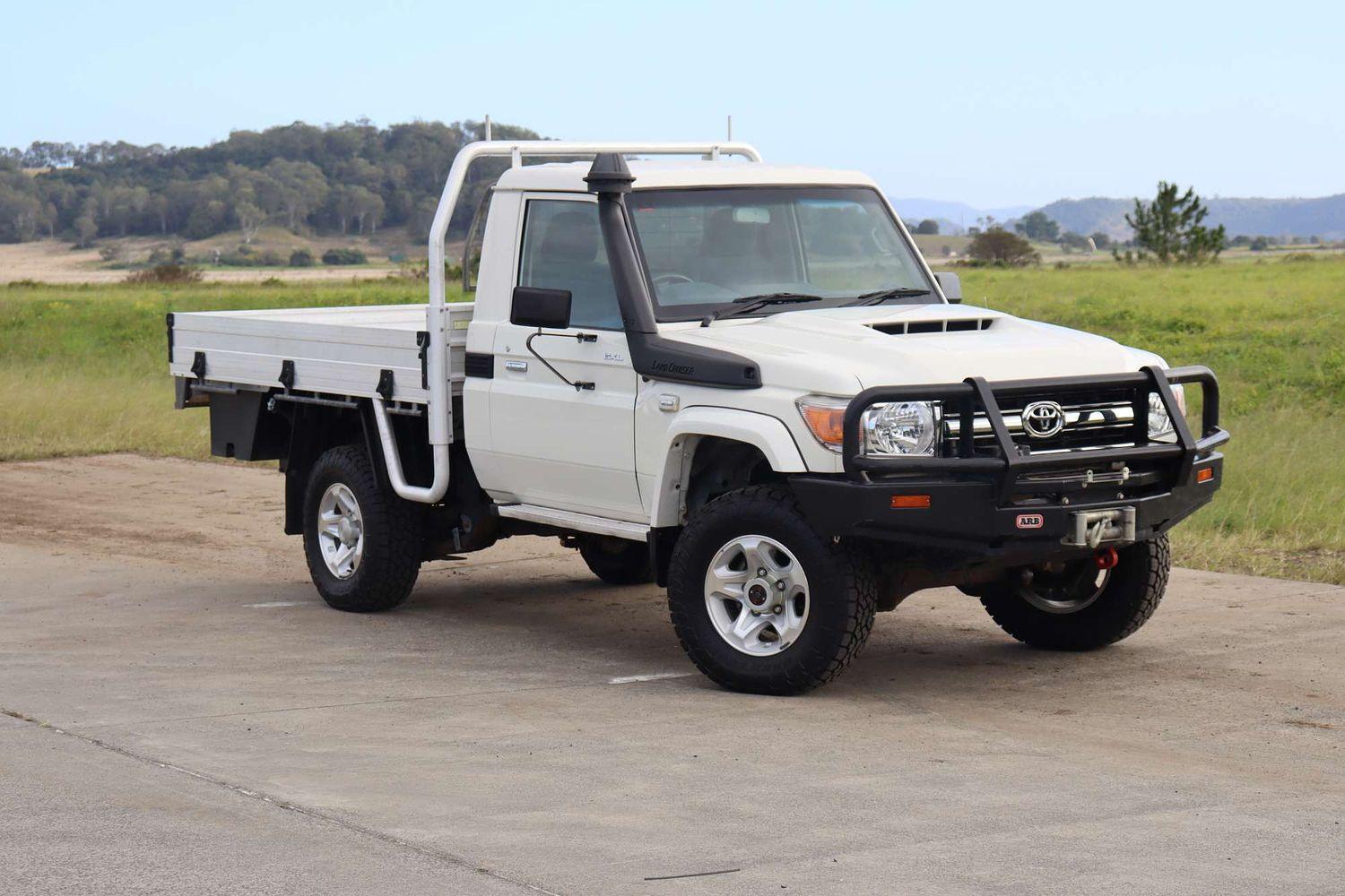 2018 Toyota Landcruiser GXL in White