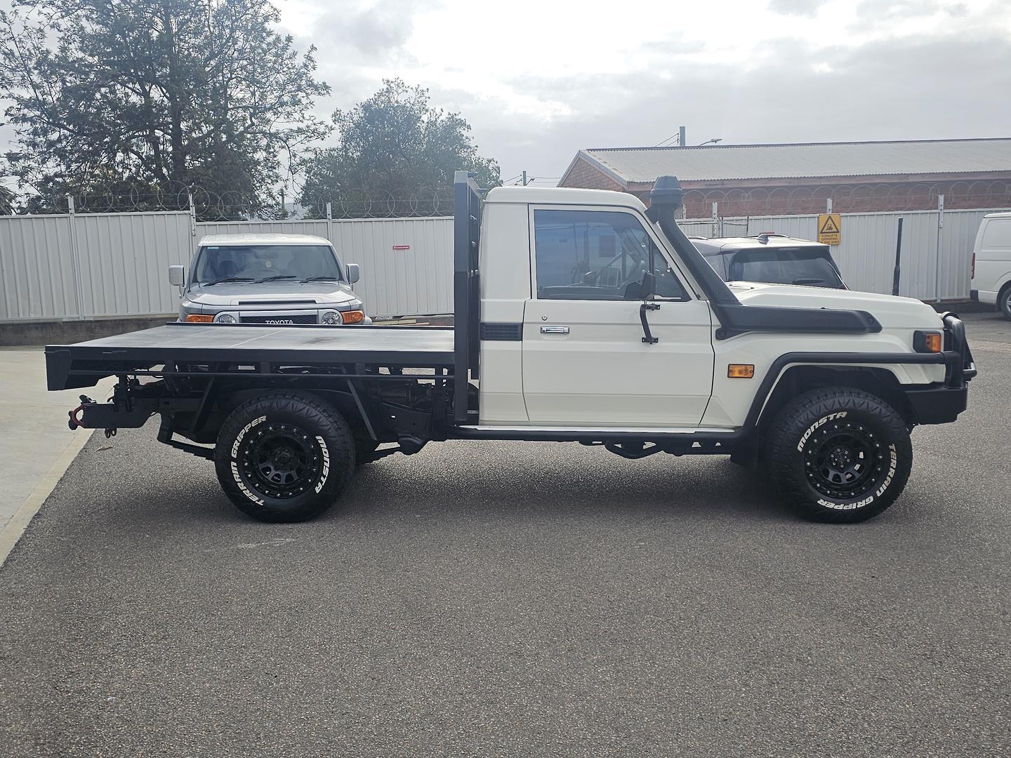 2024 Toyota Landcruiser Workmate in White