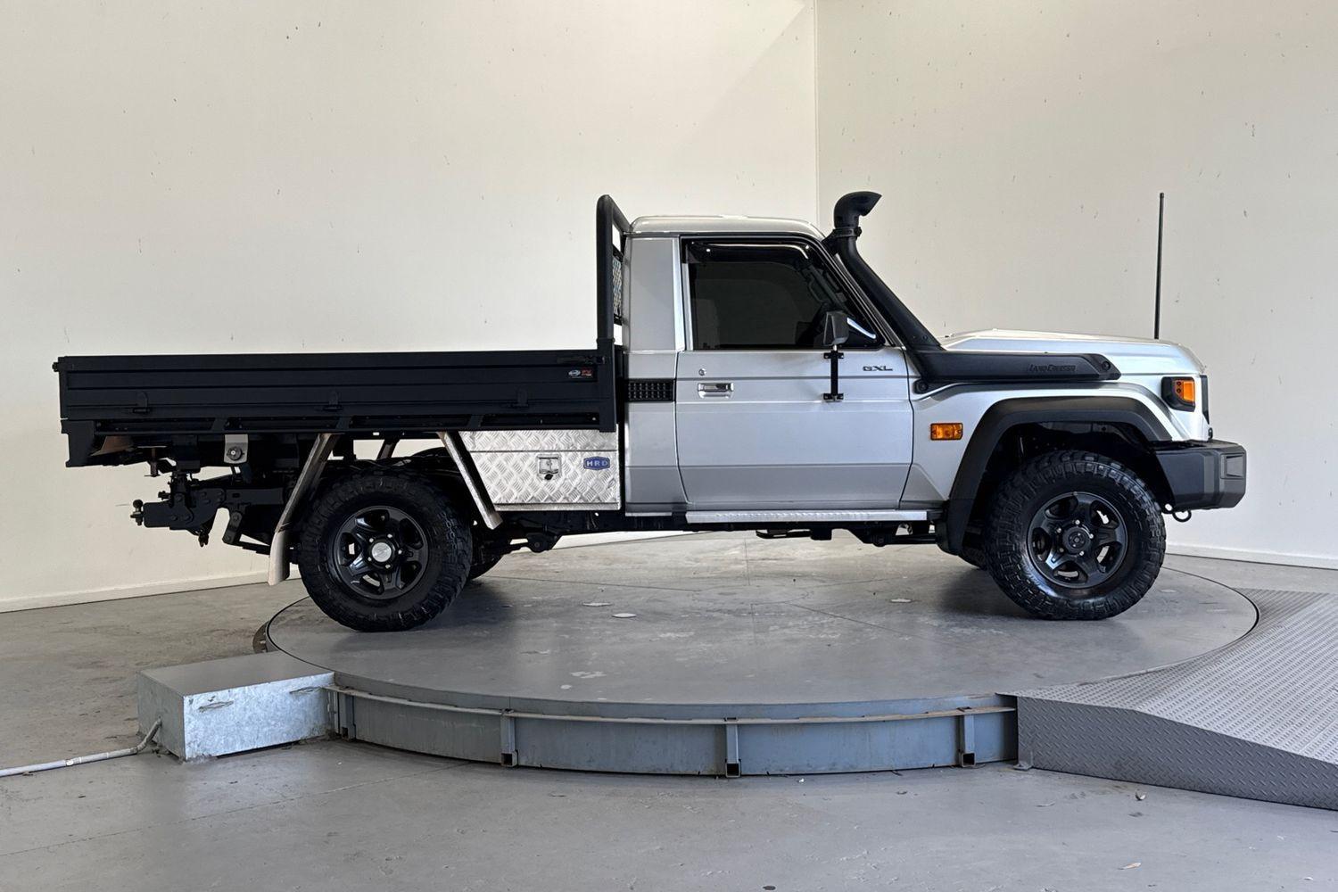 2023 Toyota Landcruiser GXL in Silver