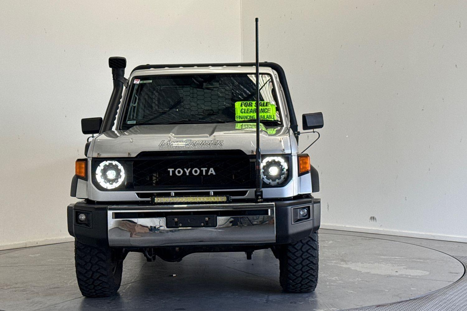 2023 Toyota Landcruiser GXL in Silver