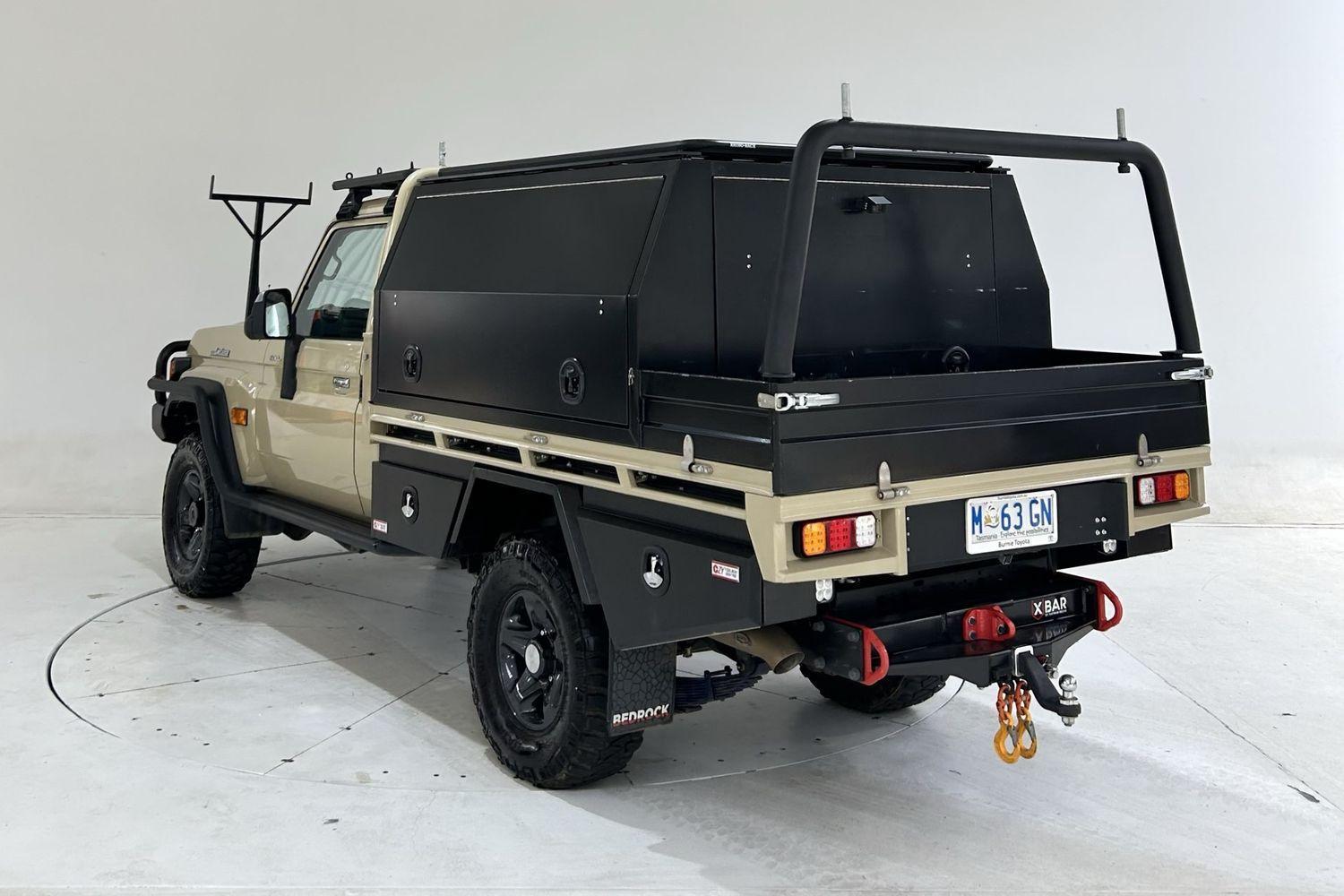 2024 Toyota Landcruiser GXL in Brown