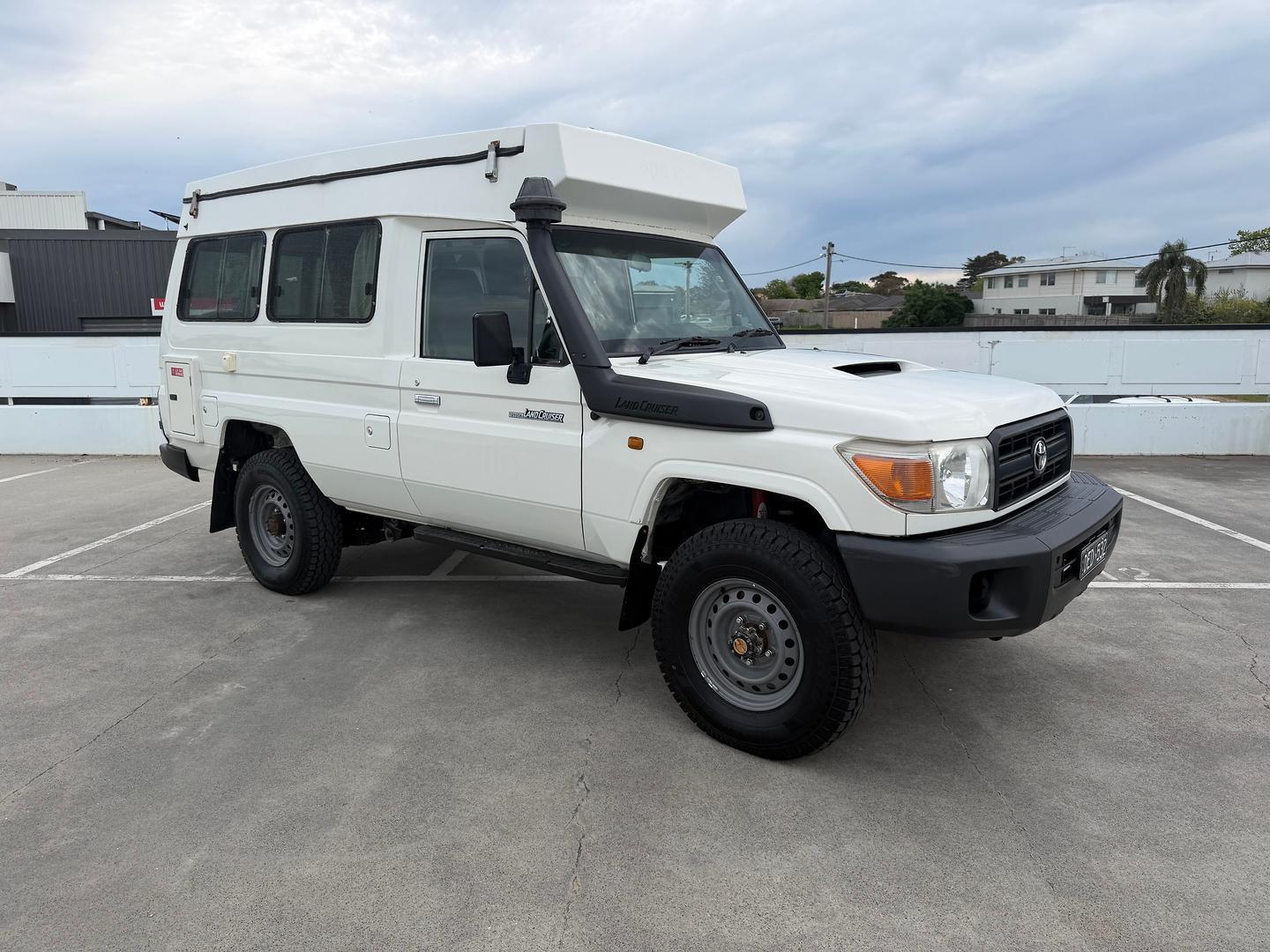 2014 Toyota Landcruiser Workmate in White