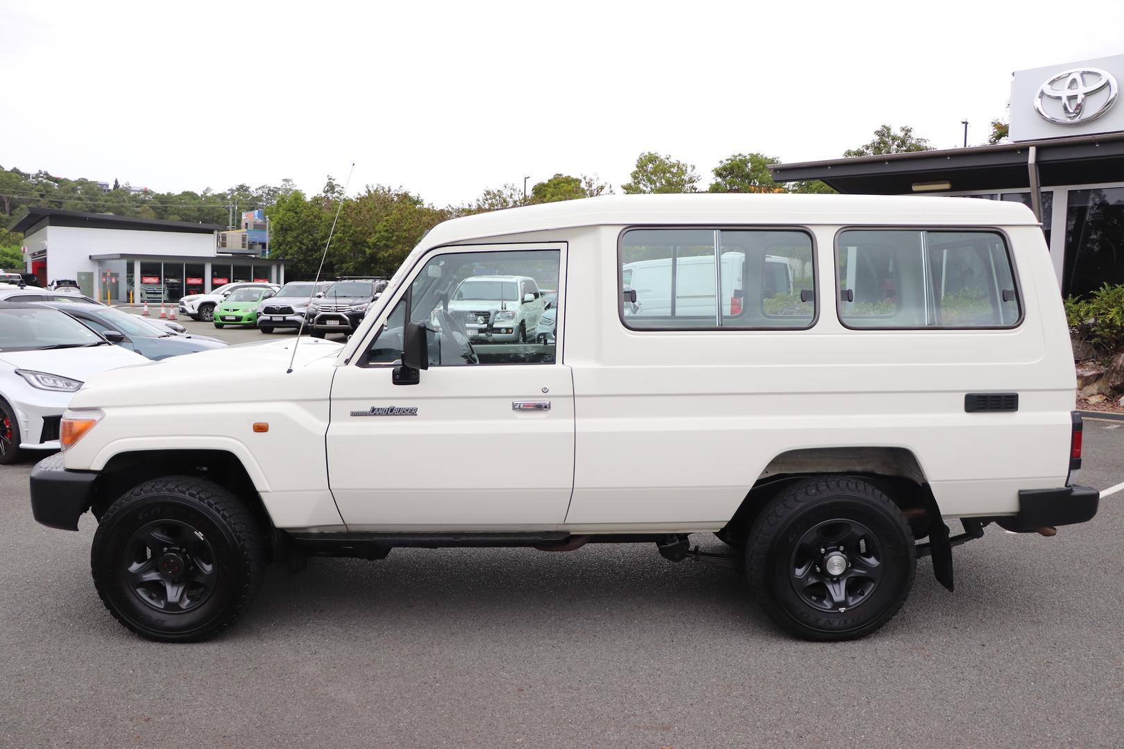 2020 Toyota Landcruiser Workmate in White