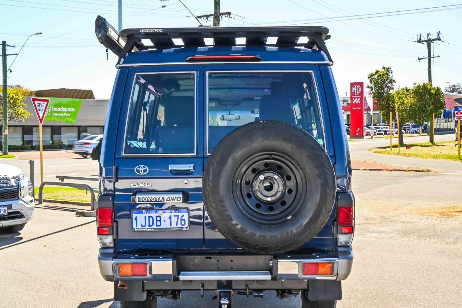 2019 Toyota Landcruiser GXL in Blue