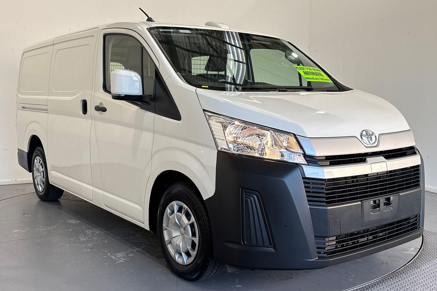 2022 Toyota Hiace Base in White