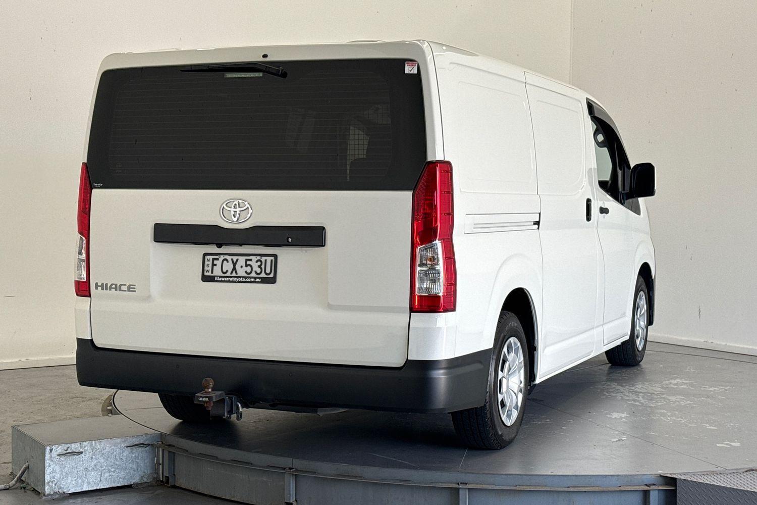 2023 Toyota Hiace Base in White