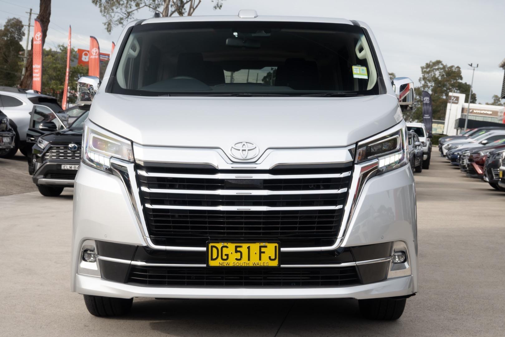 2023 Toyota Granvia Standard in Silver
