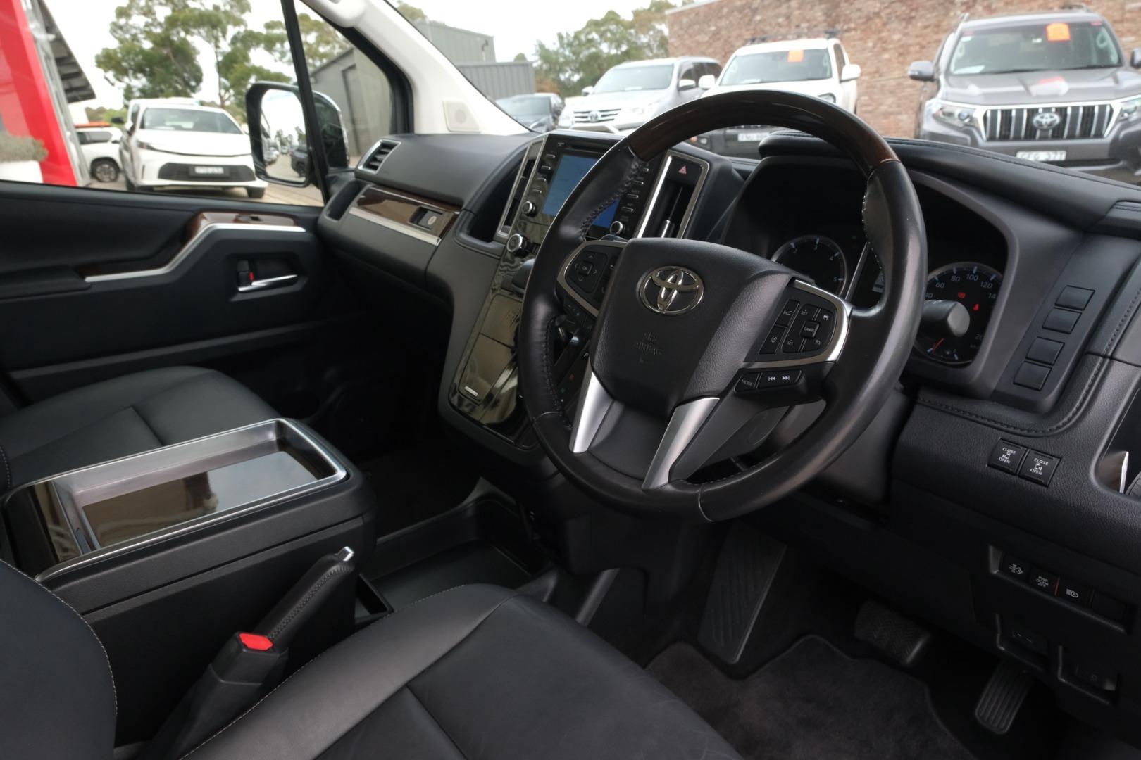 2019 Toyota Granvia VX in Silver