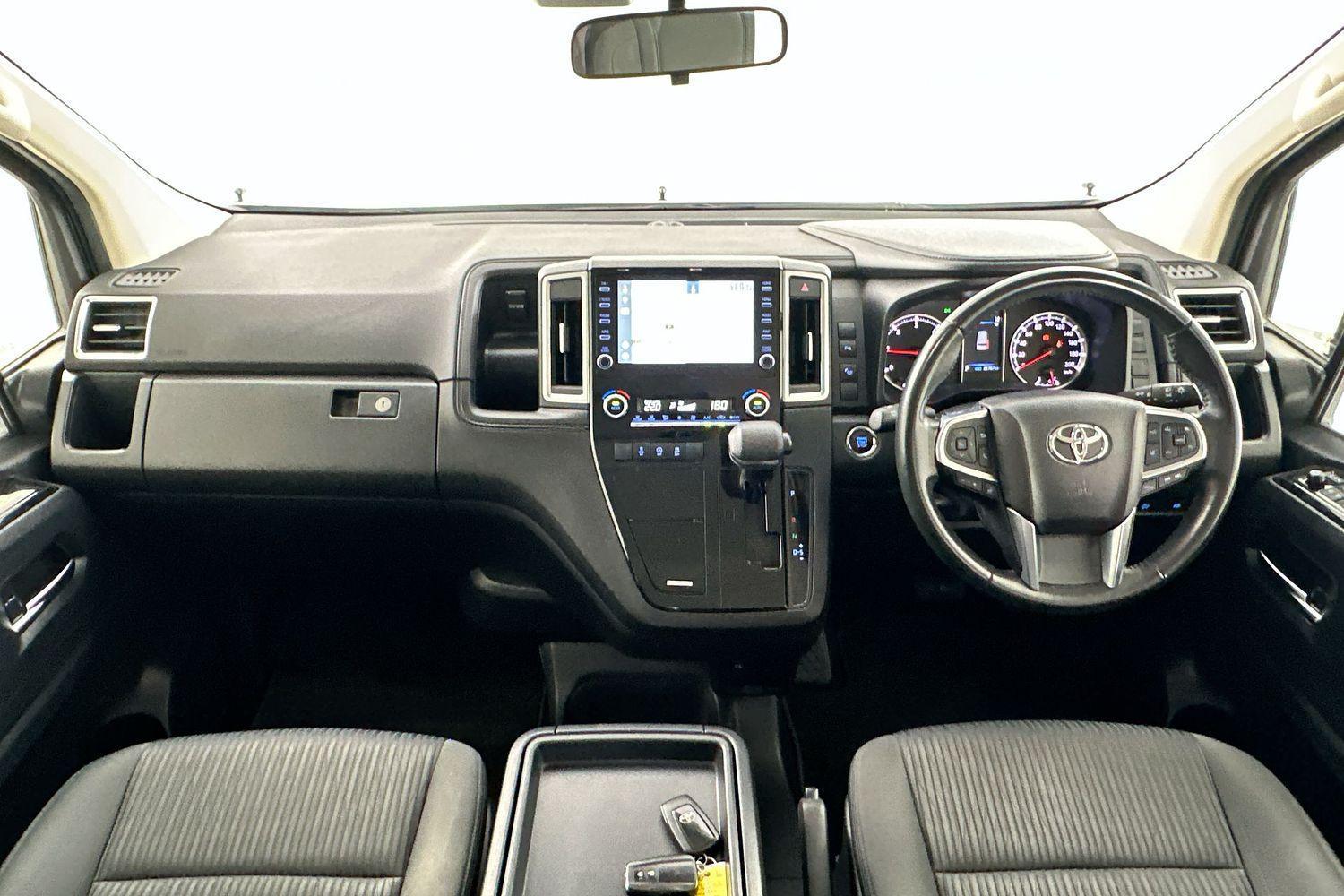 2021 Toyota Granvia Standard in White
