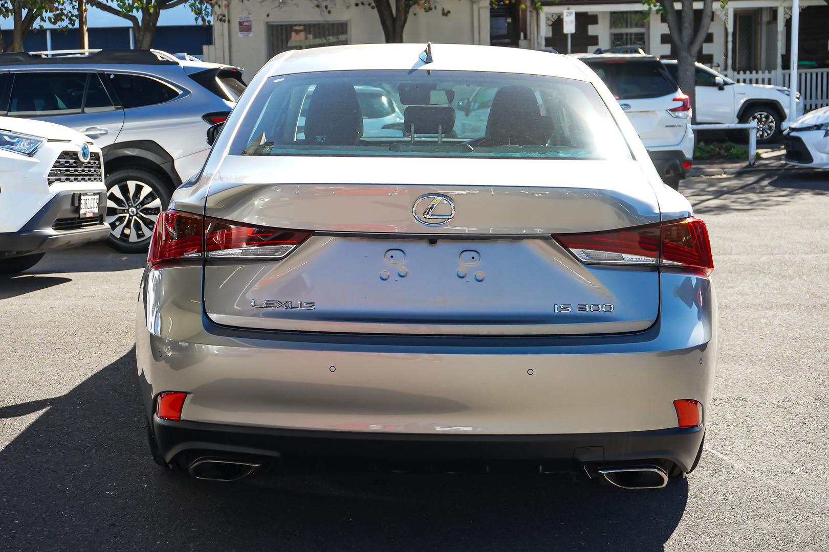 2018 Lexus IS Luxury in Silver