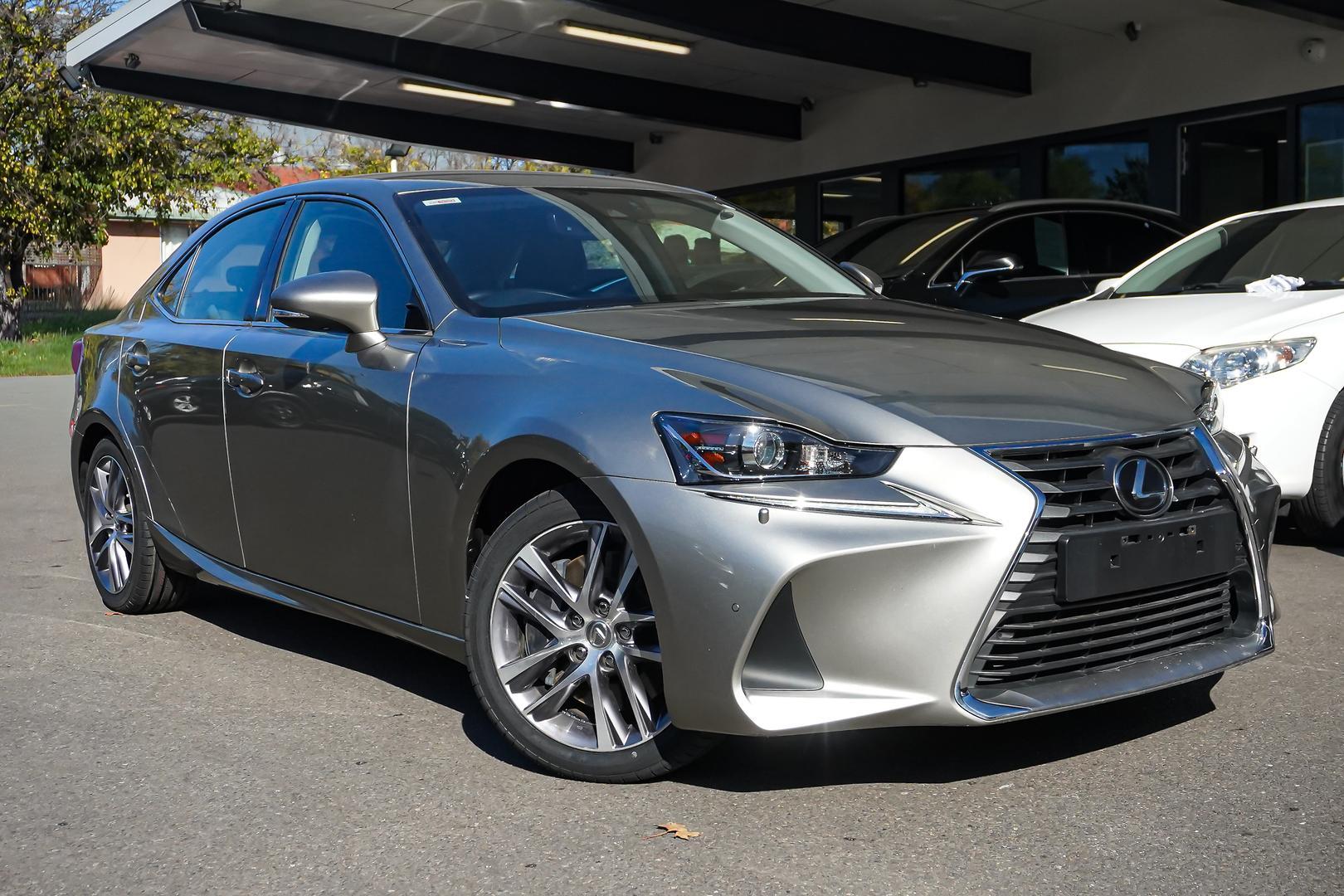 2018 Lexus IS Luxury in Silver