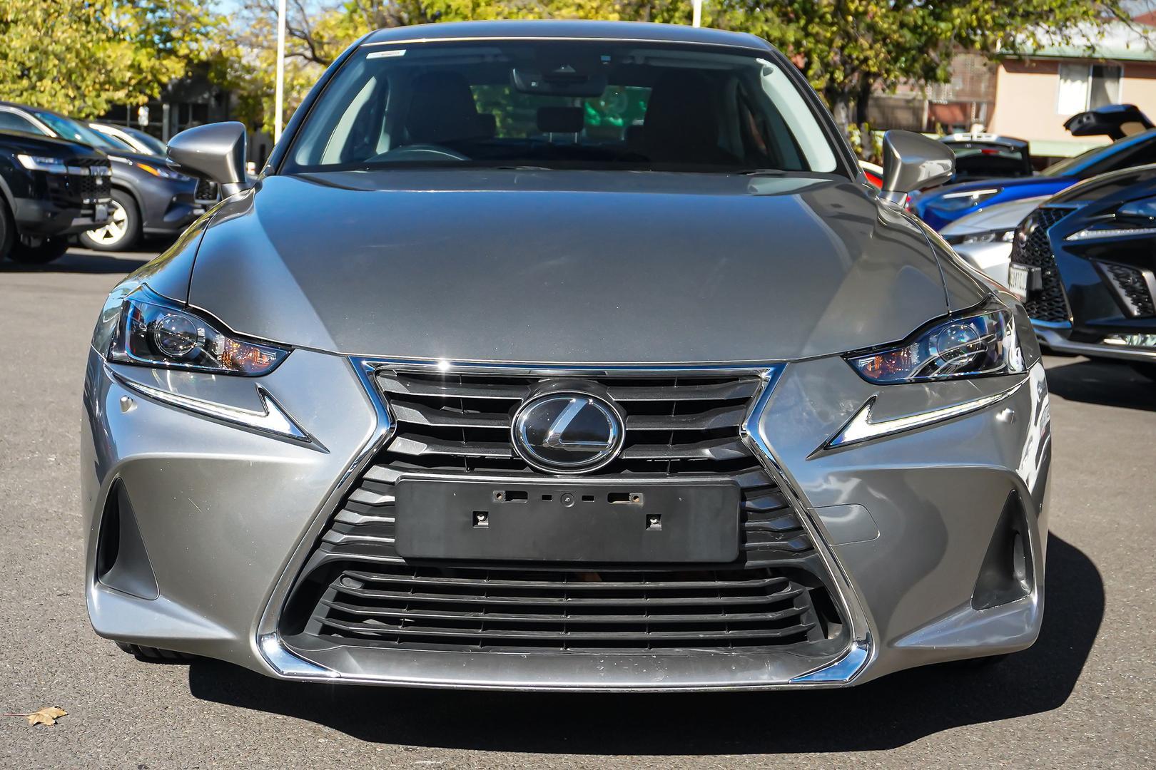 2018 Lexus IS Luxury in Silver