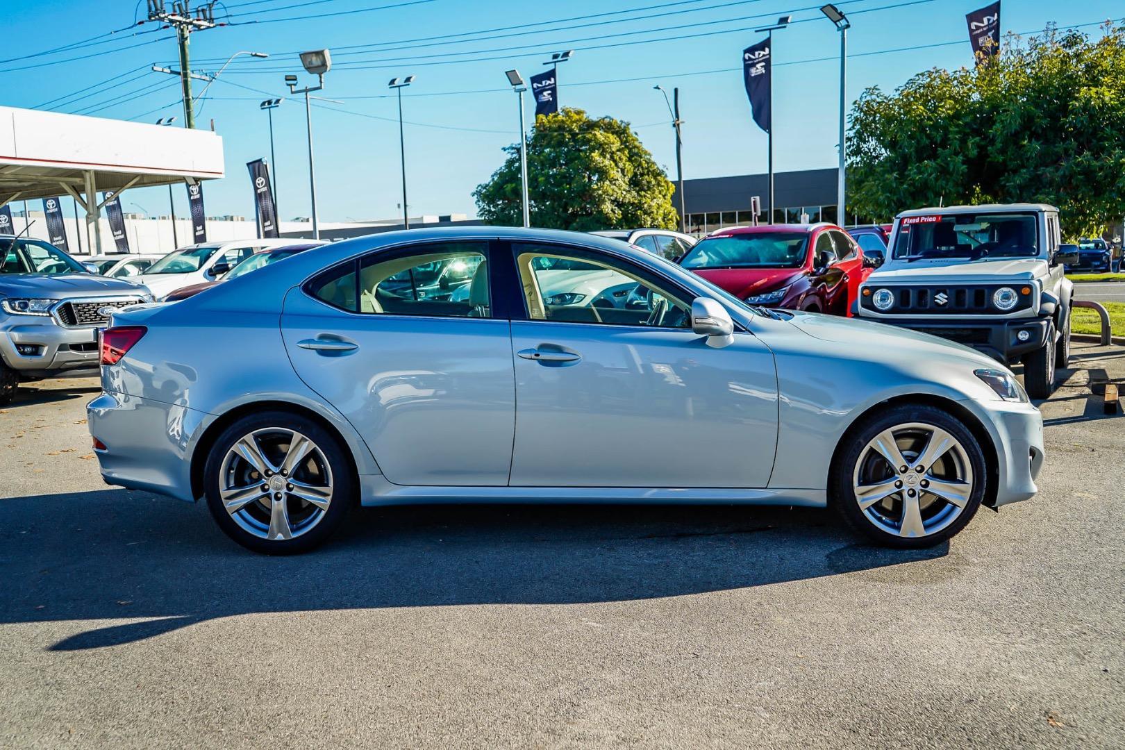 2011 Lexus IS IS350 Sports Luxury in Blue