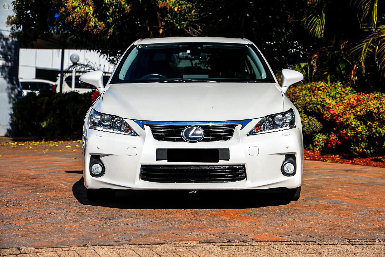 2013 Lexus CT Sports Luxury in White