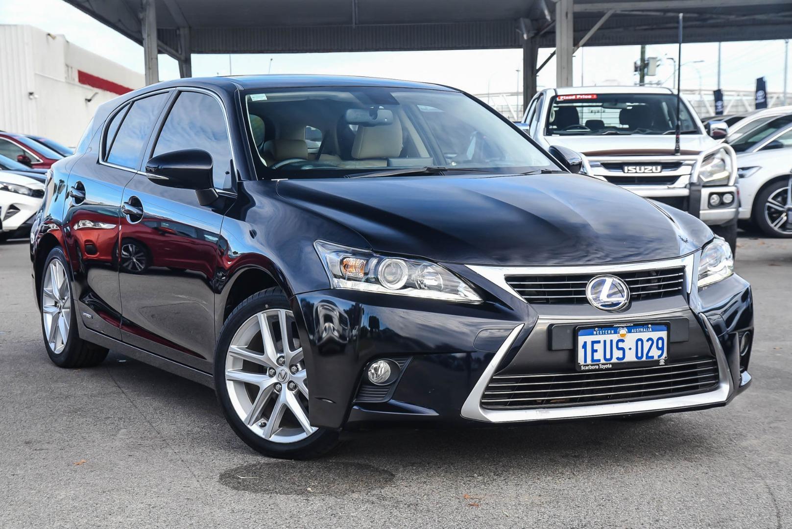 2015 Lexus CT CT200h Luxury in Blue