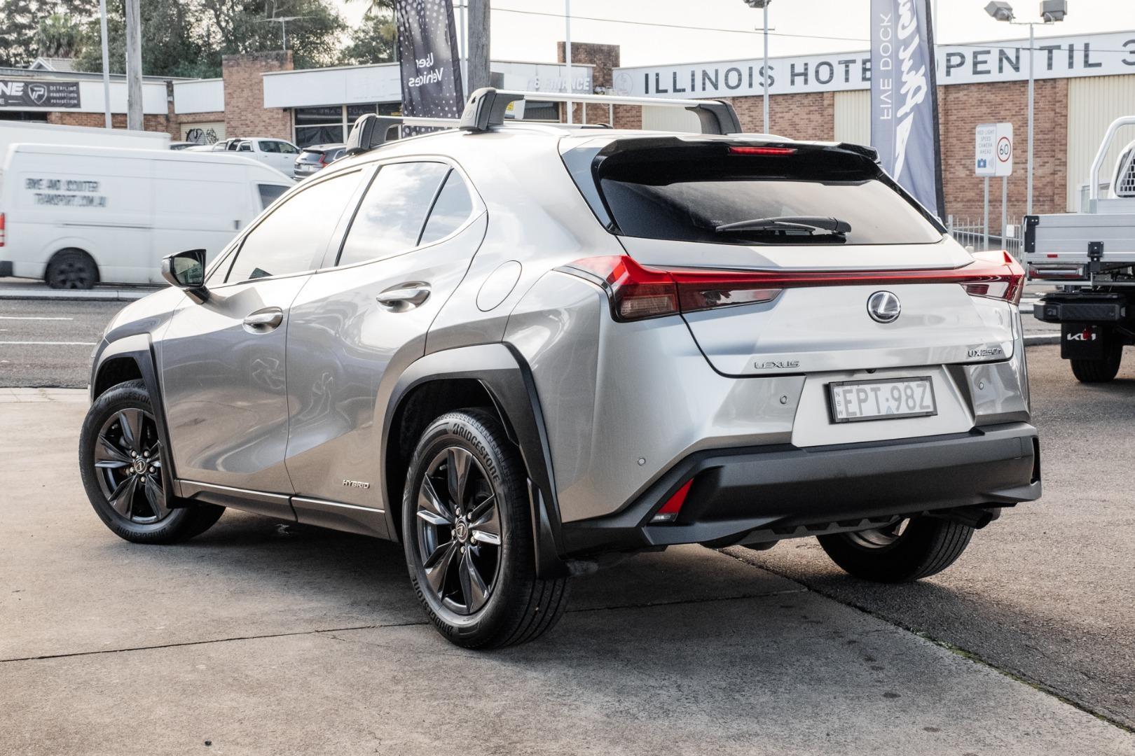 2021 Lexus UX UX250h Luxury in Silver