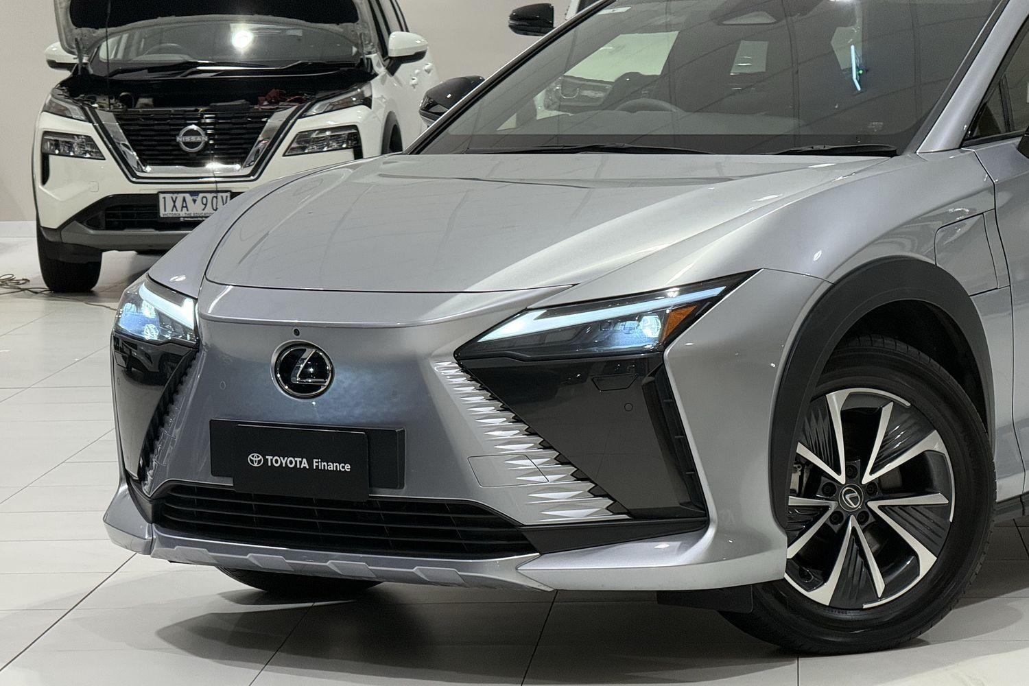 2023 Lexus RZ RZ450e Luxury in Silver