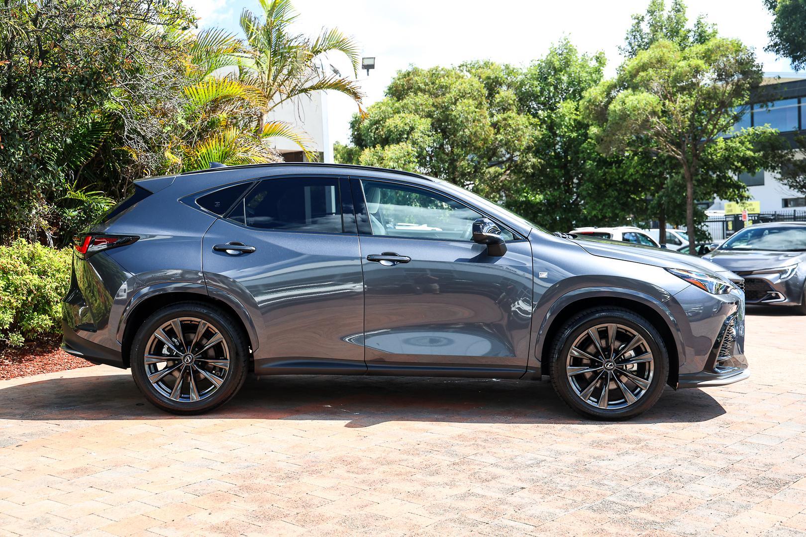 2024 Lexus NX F Sport in Black