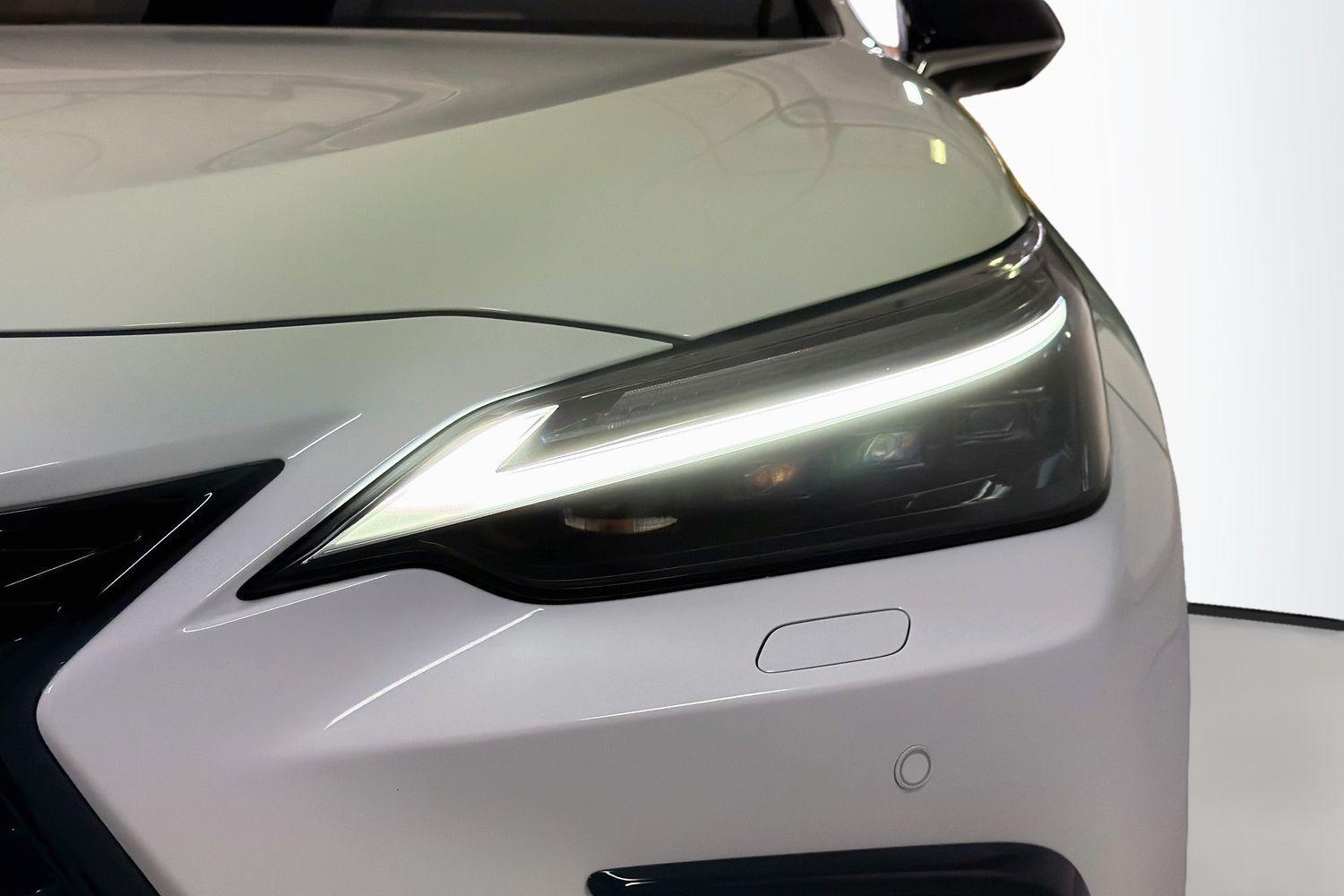 2025 Lexus NX NX350 F Sport in White