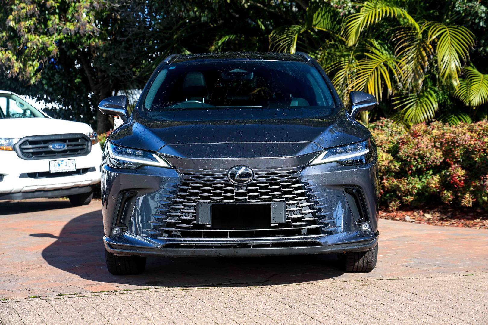 2023 Lexus RX Sports Luxury in Black