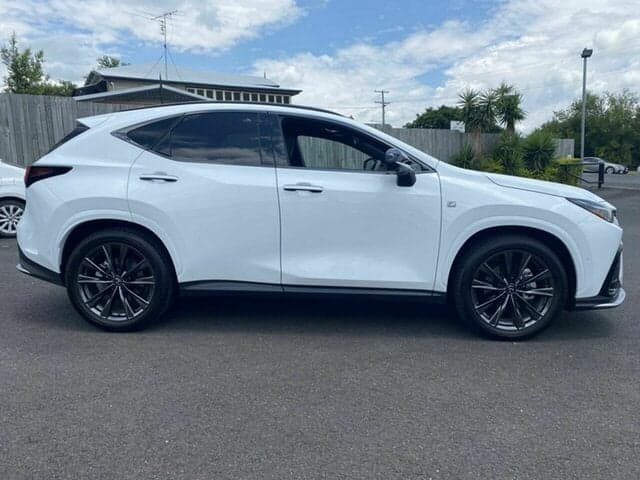 2023 Lexus NX NX350h F Sport in White