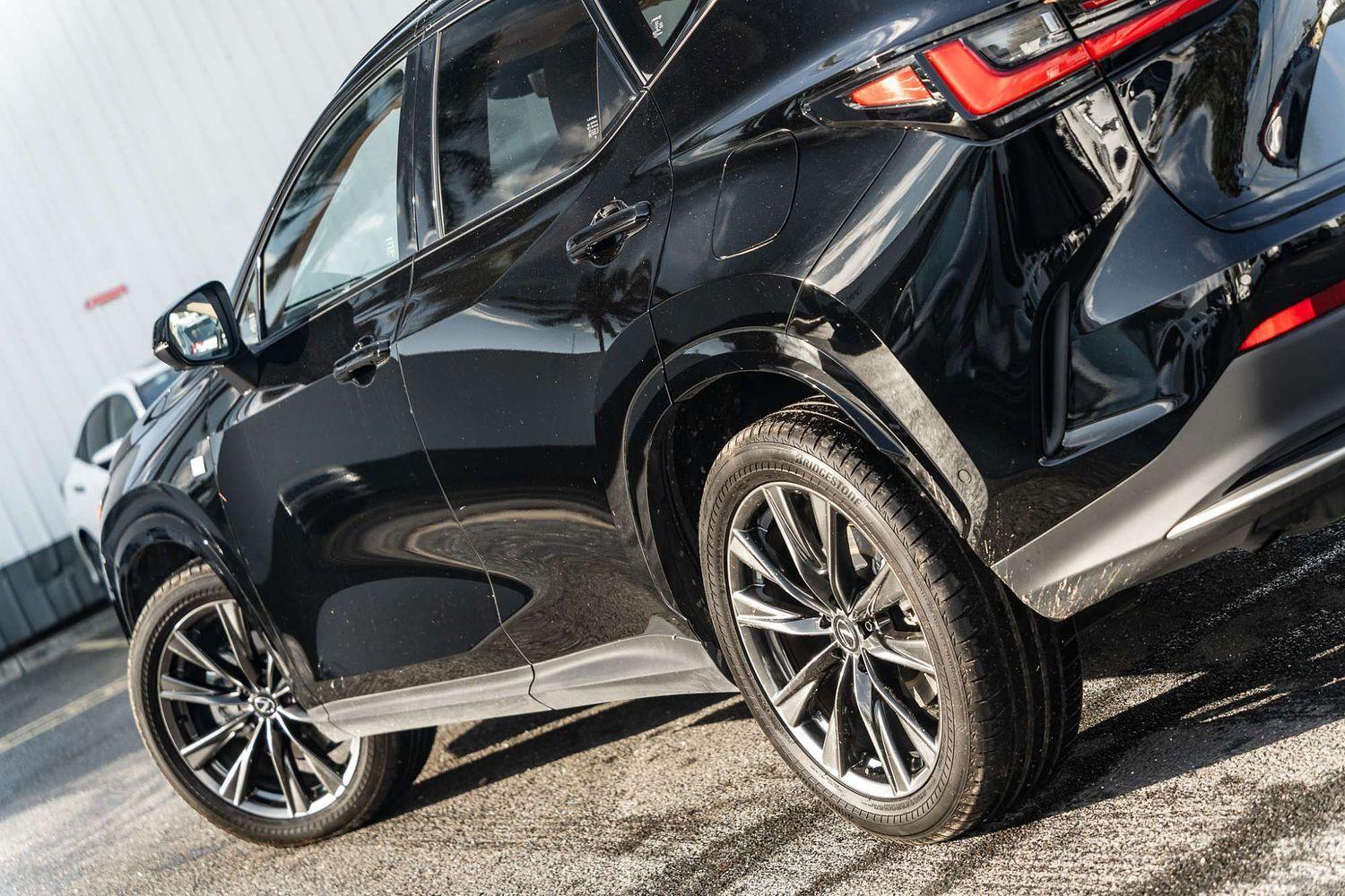 2025 Lexus NX NX350h F Sport in Black