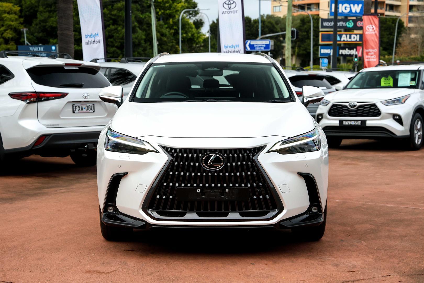 2022 Lexus NX Sports Luxury in White