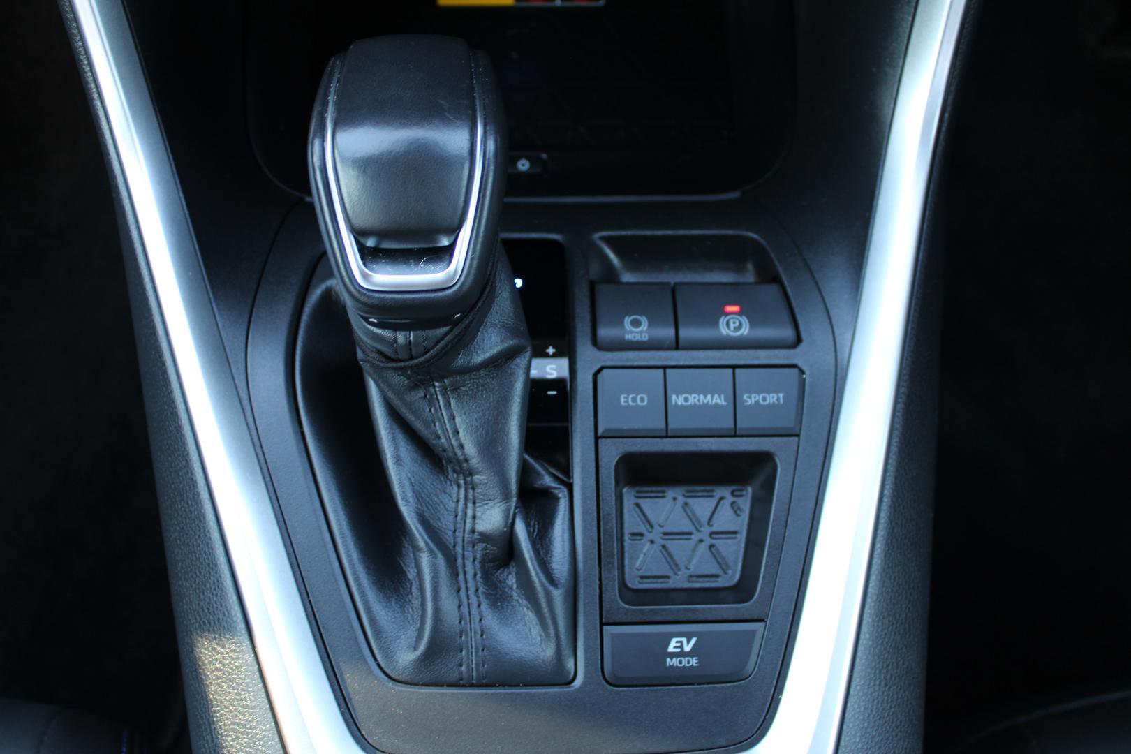 2025 Toyota RAV4 XSE (2WD) in Two Tone Silver