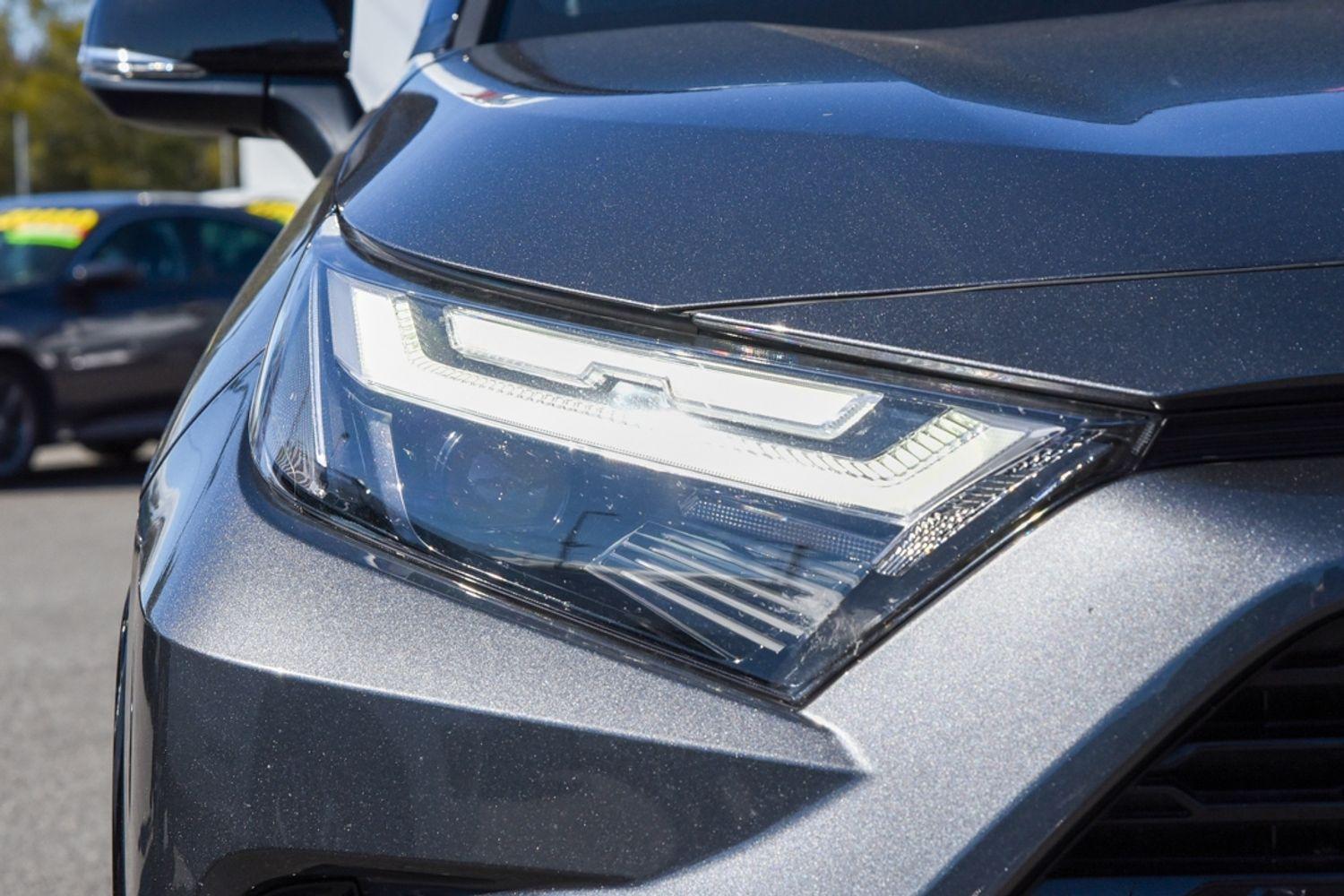 2025 Toyota RAV4 XSE (2WD) in Two Tone Black