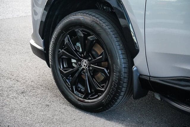 2024 Toyota RAV4 XSE 2WD in Silver
