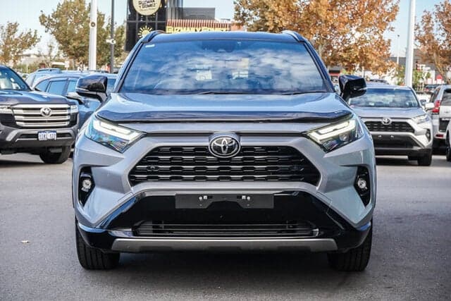 2024 Toyota RAV4 XSE 2WD in Silver