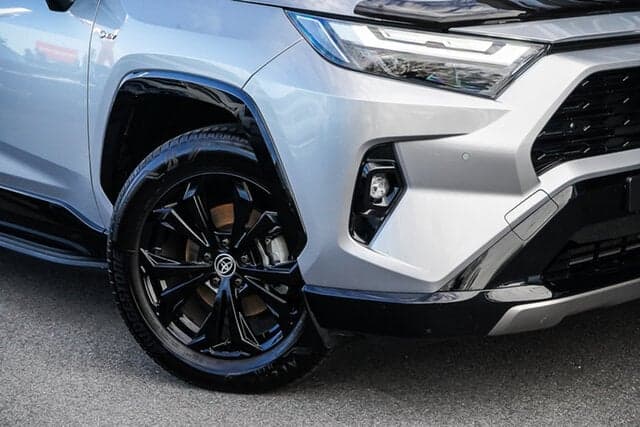 2024 Toyota RAV4 XSE 2WD in Silver