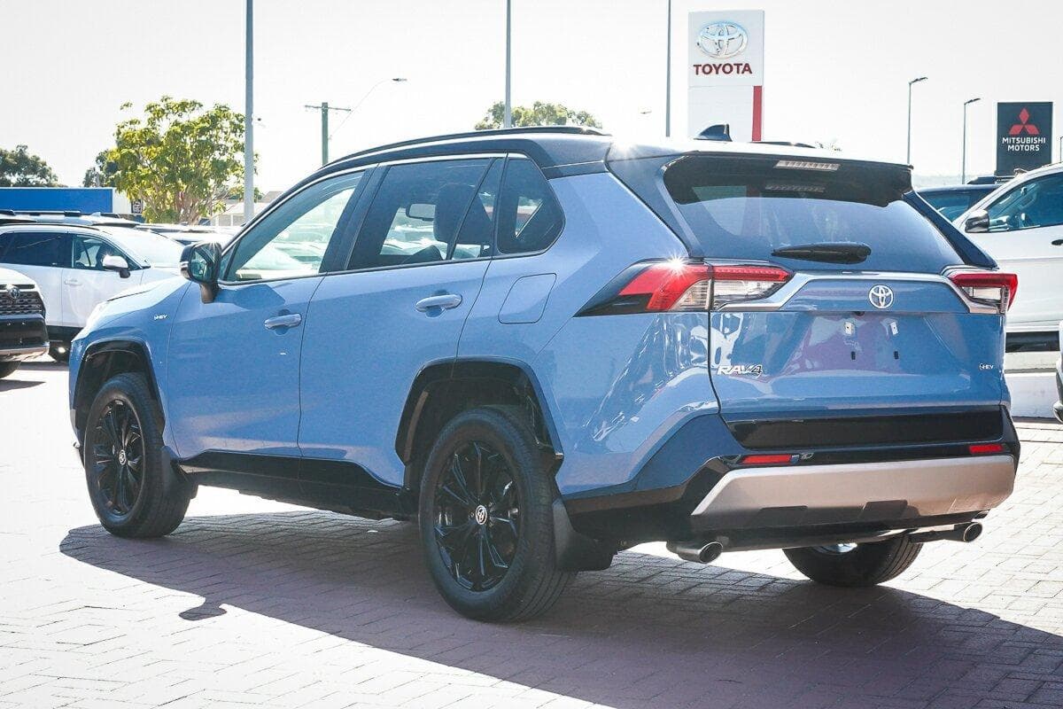 2024 Toyota RAV4 XSE 2WD in Blue