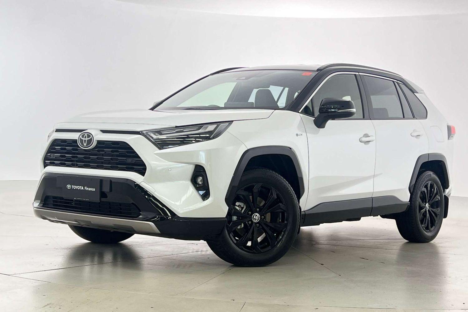 2025 Toyota RAV4 XSE (2WD) in Two Tone White