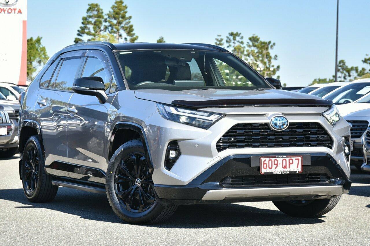 2024 Toyota RAV4 XSE (2WD) in Two Tone Silver