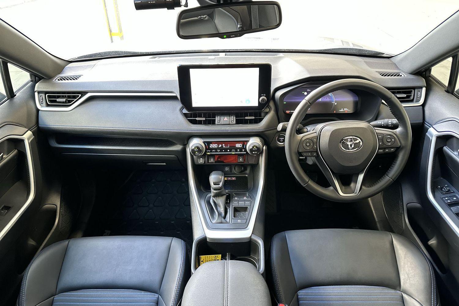 2023 Toyota RAV4 XSE (2WD) in Two Tone Silver