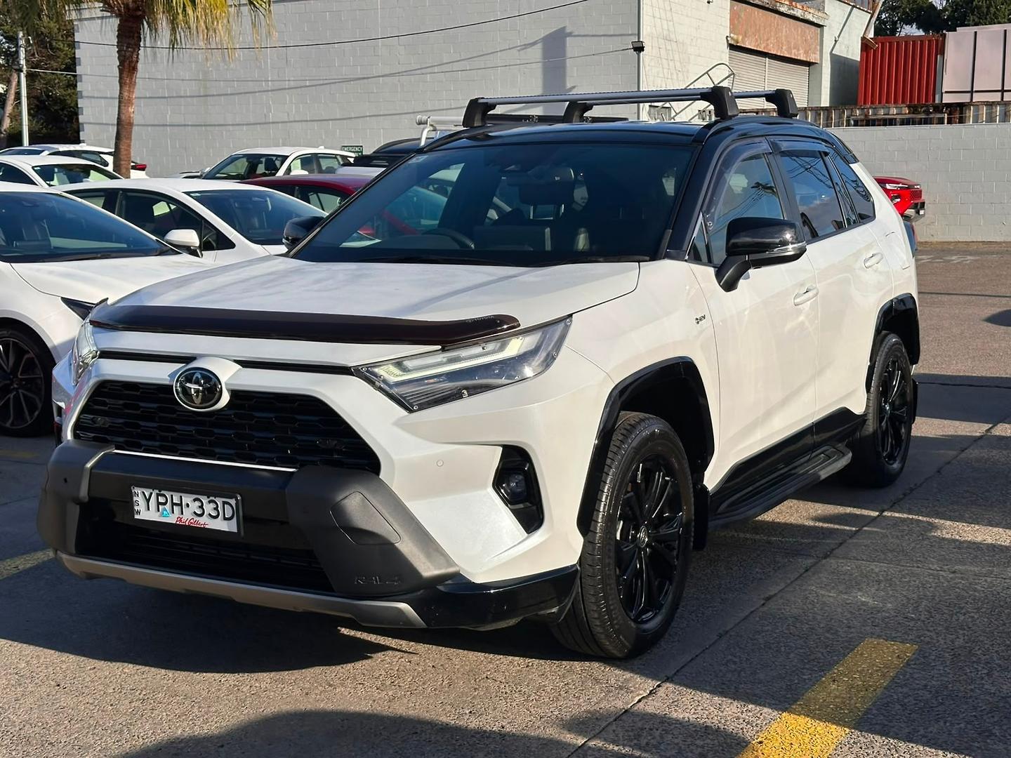 2024 Toyota RAV4 XSE (2WD) in Two Tone White