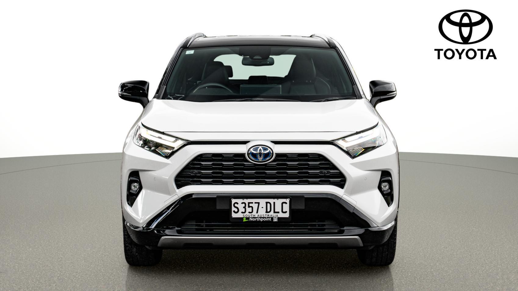 2024 Toyota RAV4 XSE (2WD) in Two Tone White
