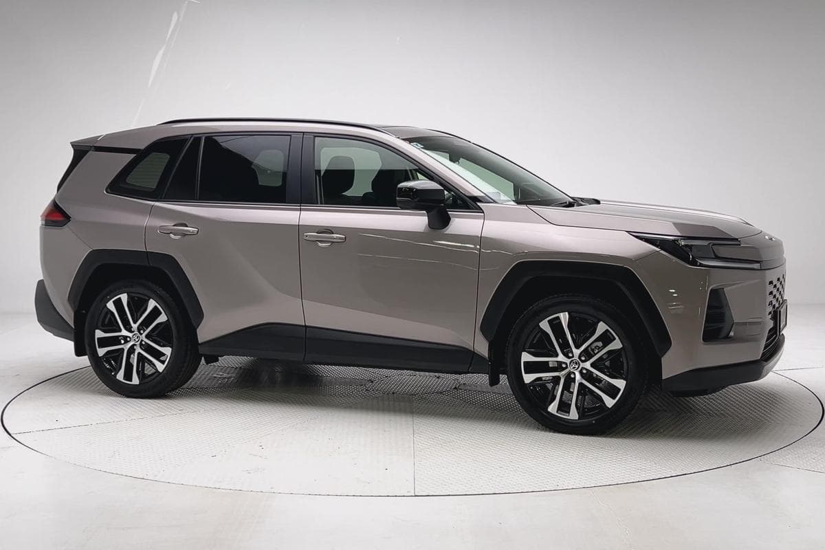 2026 Toyota RAV4 Cruiser-AWD in Bronze
