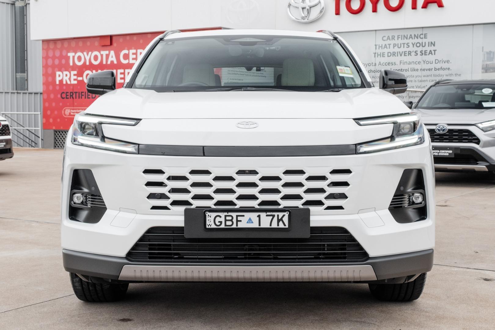 2026 Toyota RAV4 Cruiser-AWD in White