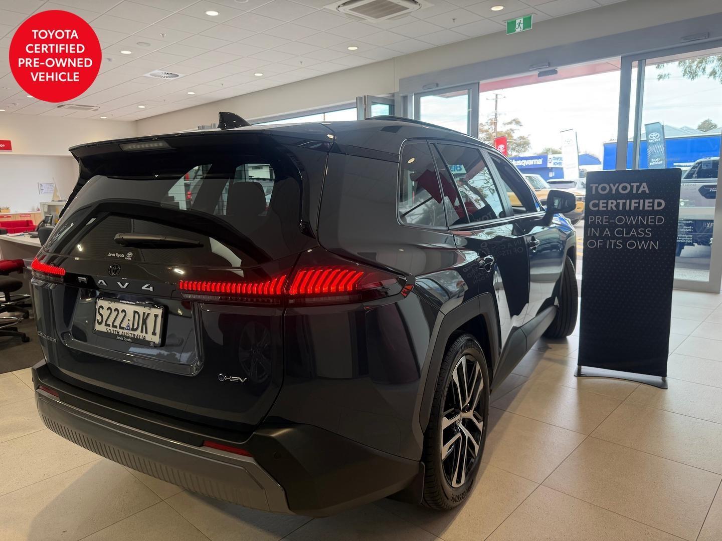 2026 Toyota RAV4 Cruiser-AWD in Grey