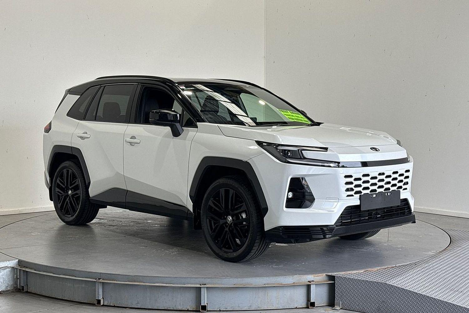 2026 Toyota RAV4 XSE (AWD) in Two Tone White