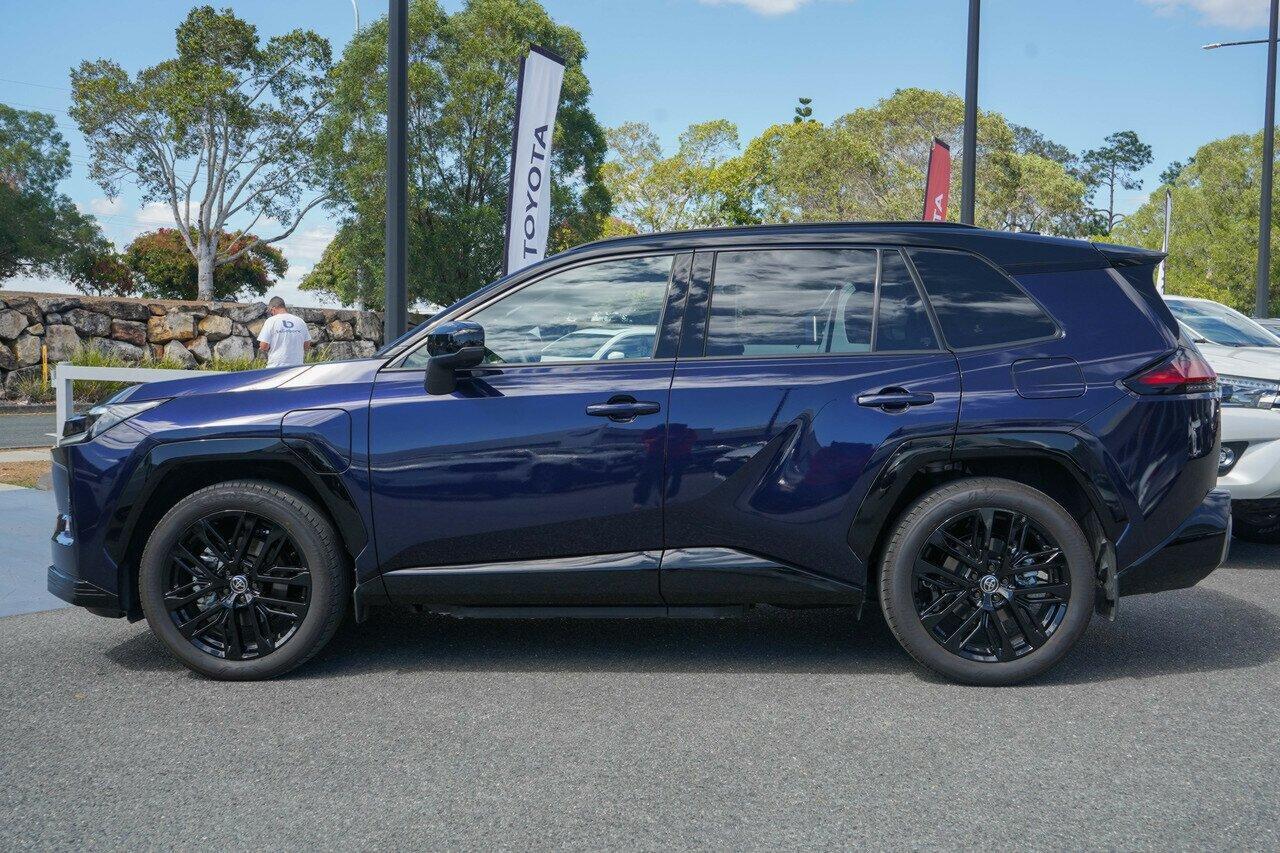 2026 Toyota RAV4 XSE (AWD) in Blue Two Tone