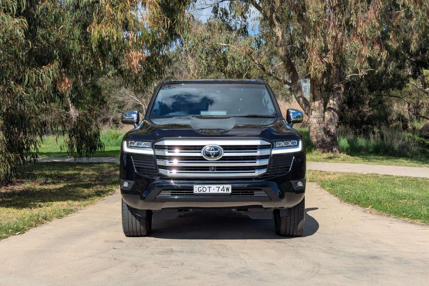 2022 Toyota Landcruiser Sahara in Black