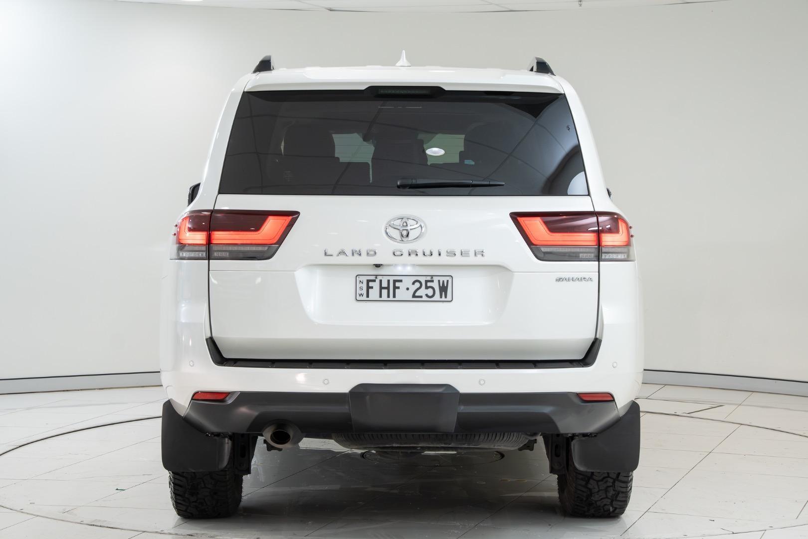 2022 Toyota Landcruiser Sahara in White